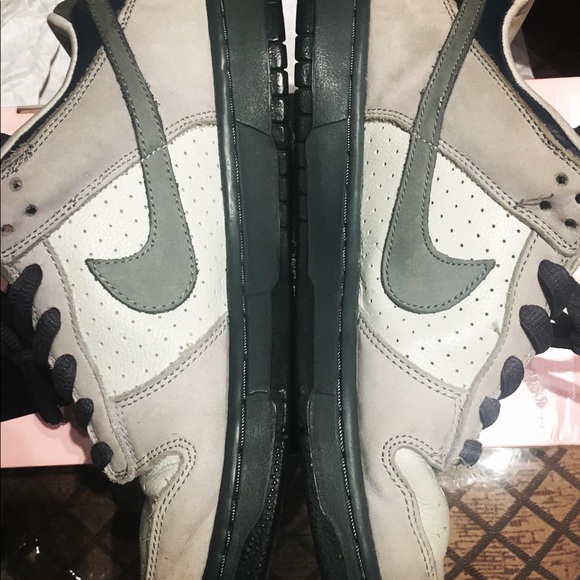 Nike sb dunk “bandaids” - Picture 3 of 6